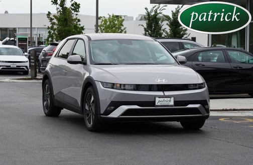 2025 Hyundai IONIQ 5 SE