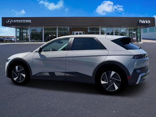 2025 Hyundai IONIQ 5 SE