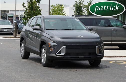 2025 Hyundai KONA SE
