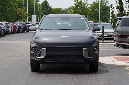 2025 Hyundai KONA SE