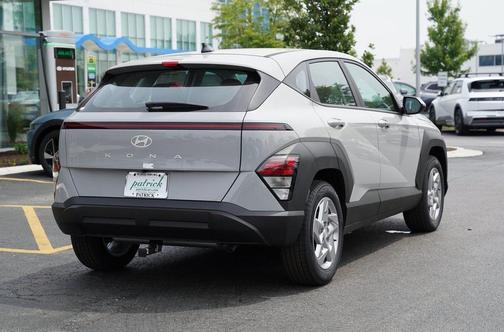 2025 Hyundai KONA SE