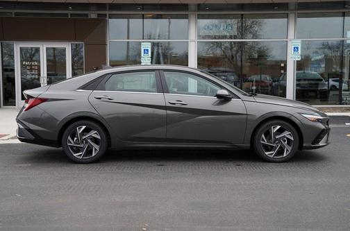 2025 Hyundai ELANTRA HEV Limited