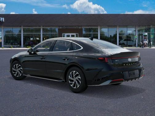 2026 Hyundai SONATA Hybrid Blue
