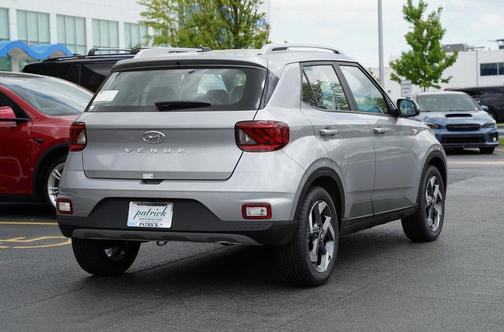2025 Hyundai VENUE SEL