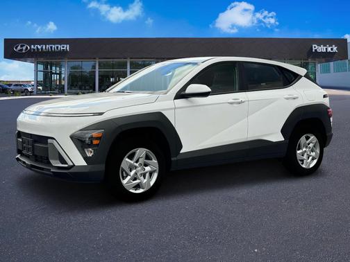 2025 Hyundai KONA SE