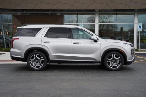 2025 Hyundai PALISADE SEL Premium