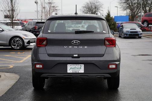 2025 Hyundai VENUE SEL