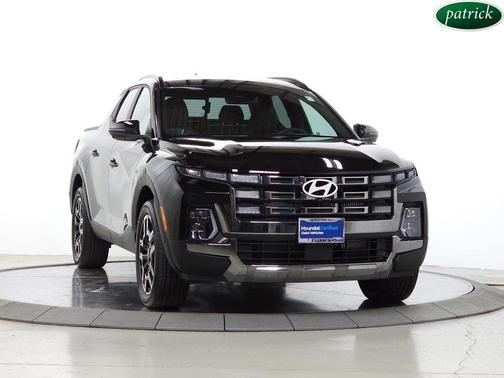Phantom Black 2025 Hyundai SANTA CRUZ Limited