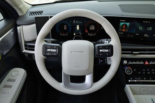 2025 Hyundai SANTA FE SEL