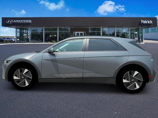 2025 Hyundai IONIQ 5 SEL