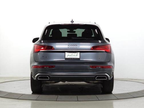 2023 Audi Q5 45 S line quattro Premium
