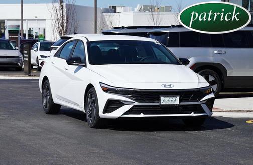 2025 Hyundai ELANTRA HEV SEL