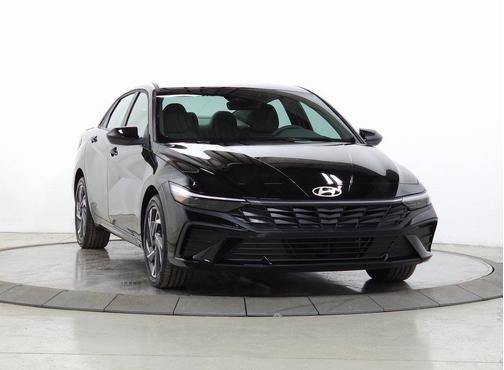 2025 Hyundai ELANTRA HEV SEL