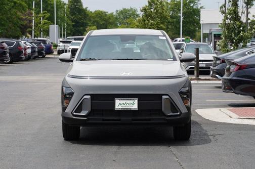 2025 Hyundai KONA SE