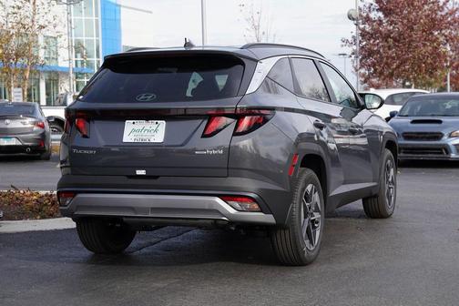 2026 Hyundai TUCSON Hybrid SEL