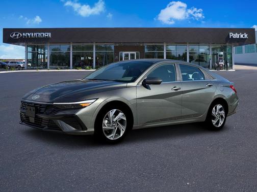 2025 Hyundai ELANTRA SEL Convenience