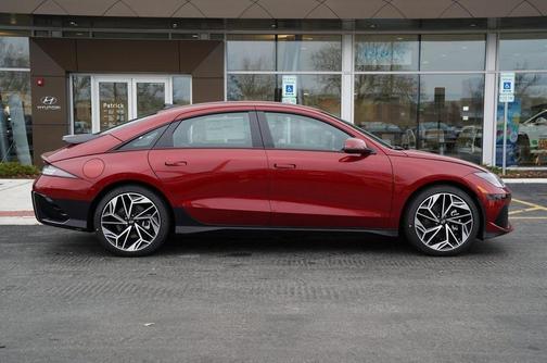 2025 Hyundai IONIQ 6 SEL