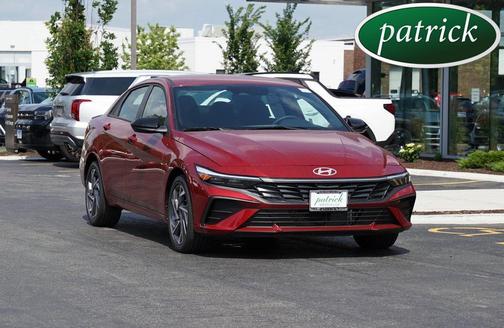 2025 Hyundai ELANTRA HEV SEL