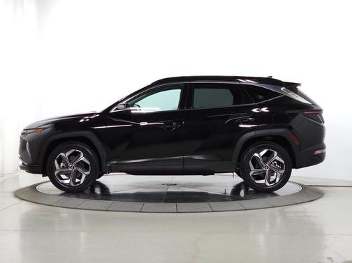 Black Pearl 2024 Hyundai TUCSON Limited