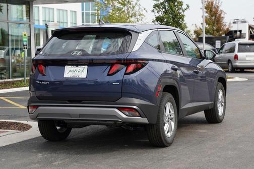 2026 Hyundai TUCSON SE