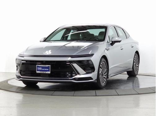 2024 Hyundai SONATA Hybrid Limited