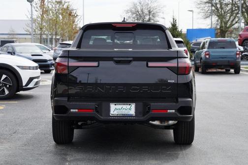 2025 Hyundai SANTA CRUZ SEL Activity
