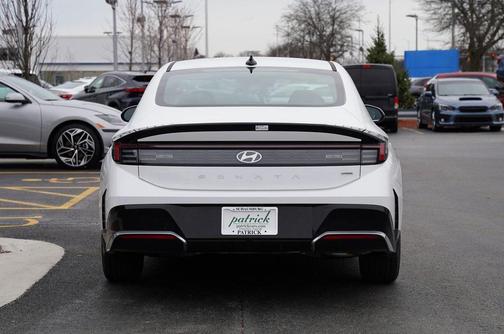 2025 Hyundai SONATA SEL