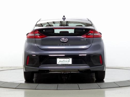 2017 Hyundai IONIQ Hybrid SEL