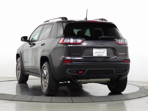 2022 Jeep Cherokee Trailhawk