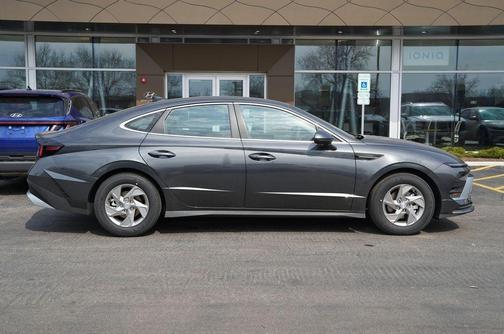 Portofino Gray 2026 Hyundai SONATA SE