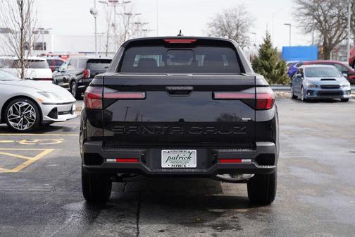 2025 Hyundai SANTA CRUZ SEL Activity