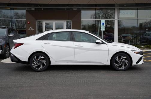 2025 Hyundai ELANTRA HEV Limited
