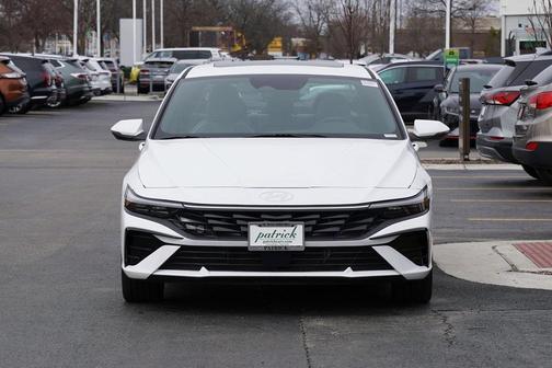 2025 Hyundai ELANTRA HEV Limited