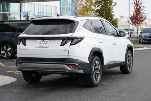 2026 Hyundai TUCSON SEL Premium