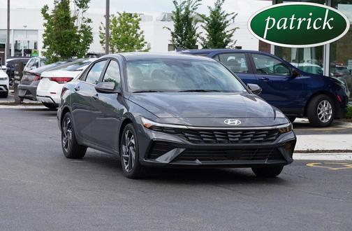 2025 Hyundai ELANTRA Limited