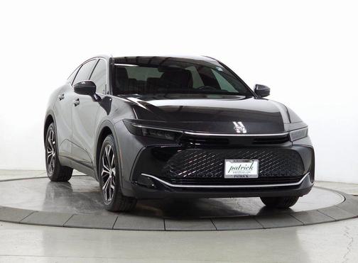 Magnetic Gray Metallic 2023 Toyota Crown Limited