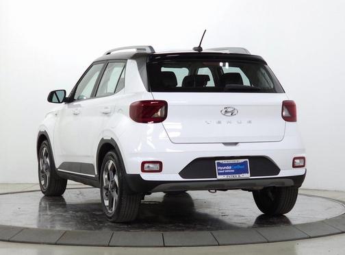 2024 Hyundai VENUE Limited