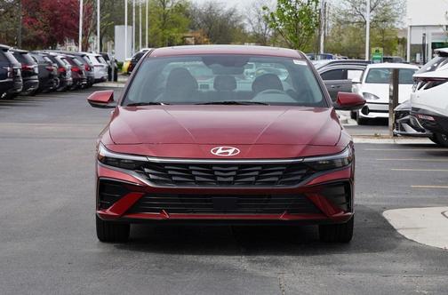 2025 Hyundai ELANTRA SEL Convenience