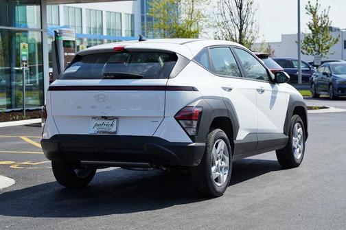 2025 Hyundai KONA SE