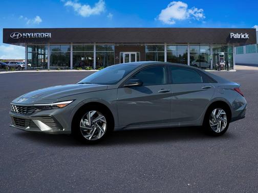 2025 Hyundai ELANTRA HEV SEL