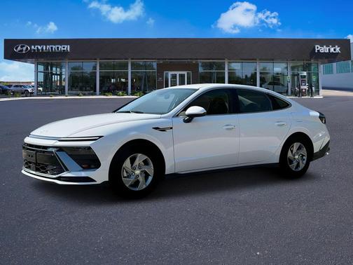 2025 Hyundai SONATA SE