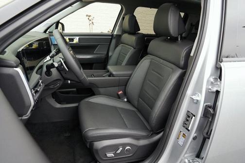 2025 Hyundai SANTA FE HEV Limited