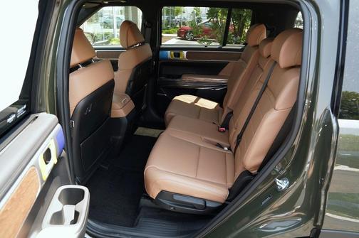 2025 Hyundai SANTA FE HEV Limited