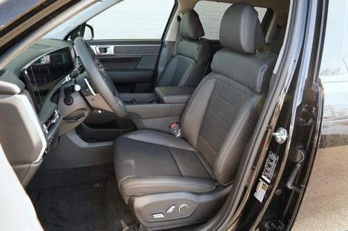 2025 Hyundai SANTA FE HEV Limited