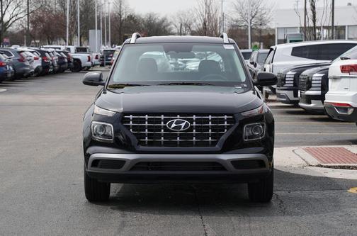 Onyx Black 2026 Hyundai VENUE SEL