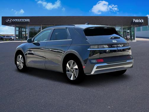 2025 Hyundai IONIQ 5 SEL