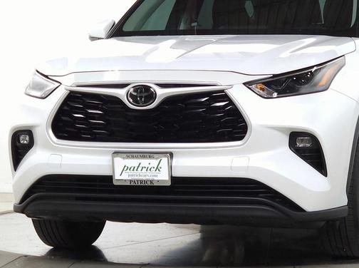 Wind Chill Pearl 2023 Toyota Highlander XLE