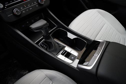 2025 Hyundai SANTA CRUZ SE