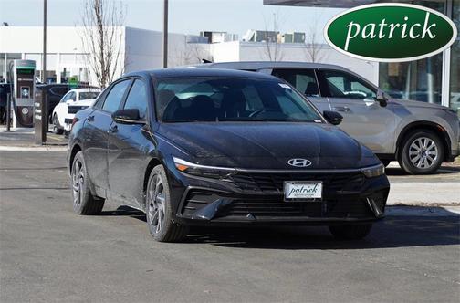 2025 Hyundai ELANTRA HEV SEL