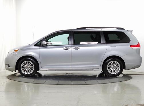 2014 Toyota Sienna L